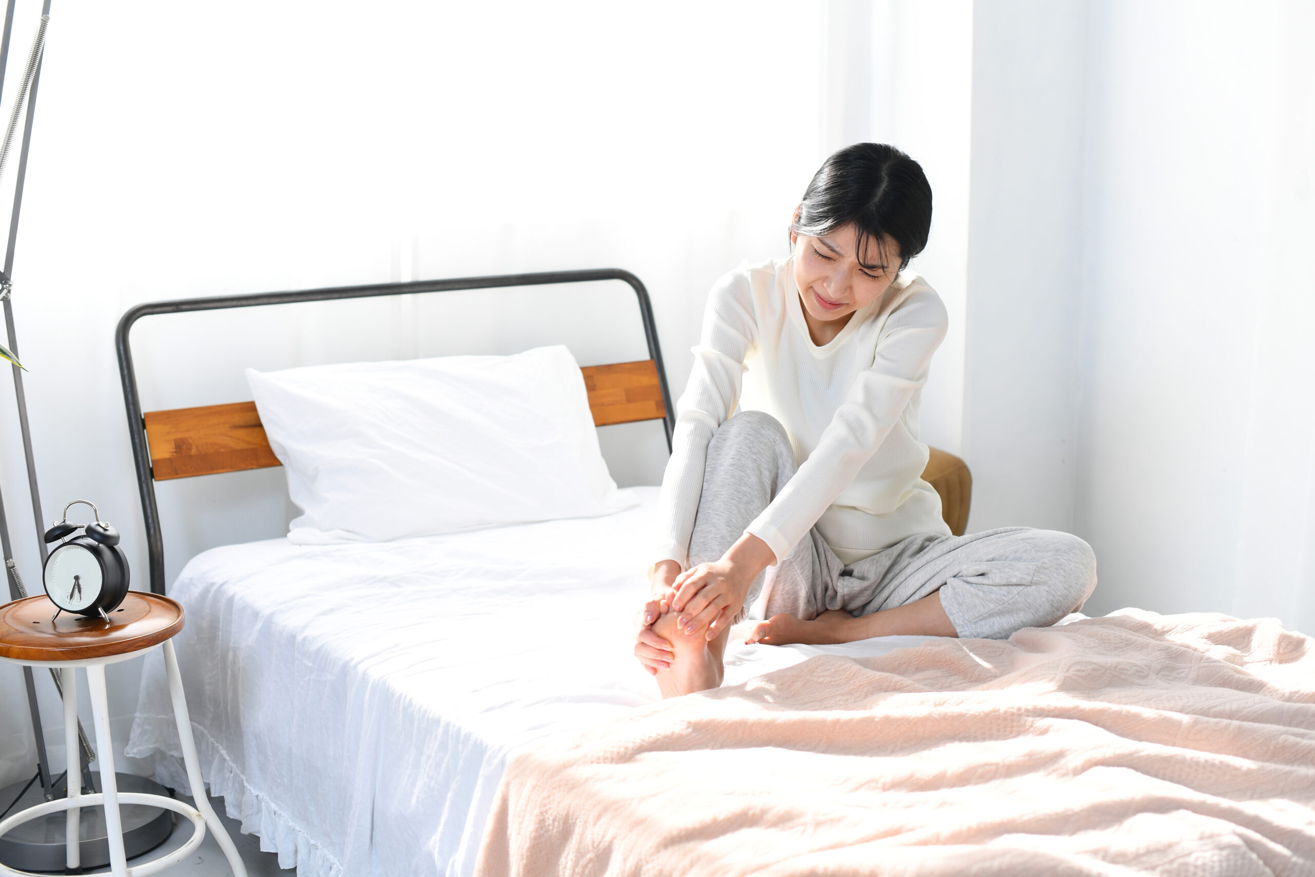 脚攣りSOS！この激痛、何が原因？